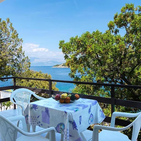 Awesome In Zastrazisce With Kitchen Holiday home Selca kod Bogomolja