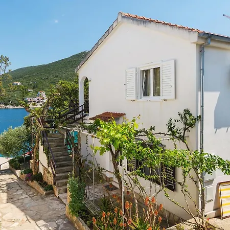 Awesome In Zastrazisce With Kitchen Holiday home Selca kod Bogomolja
